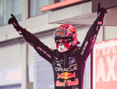 F1 hoje: Verstappen em alta, Norris admite erro e Ferrari rebate críticas