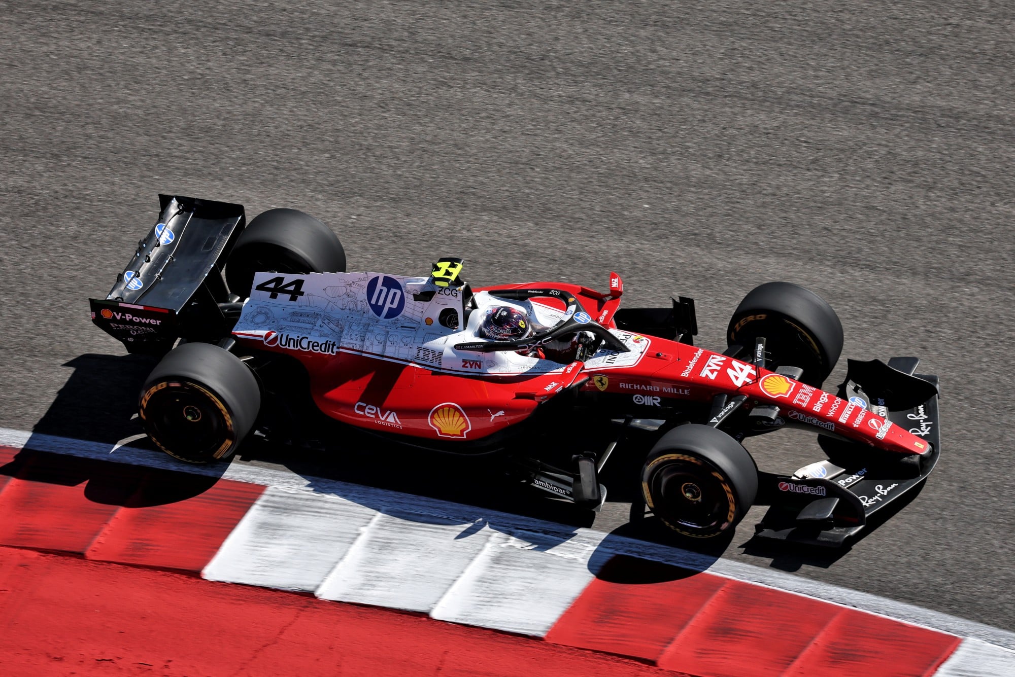 F1: Confira as imagens desta sexta-feira da F1 nos Estados Unidos Lewis Hamilton (GBR) Scuderia Ferrari SF-26.