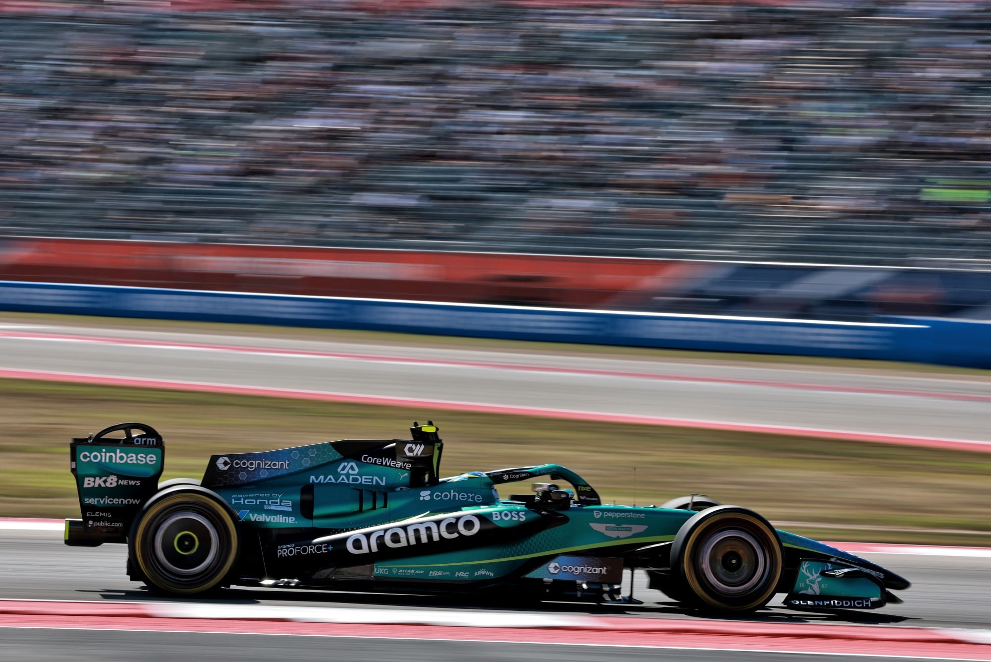 F1: Confira as imagens desta sexta-feira da F1 nos Estados Unidos Fernando Alonso (ESP) Aston Martin F1 Team AMR26.