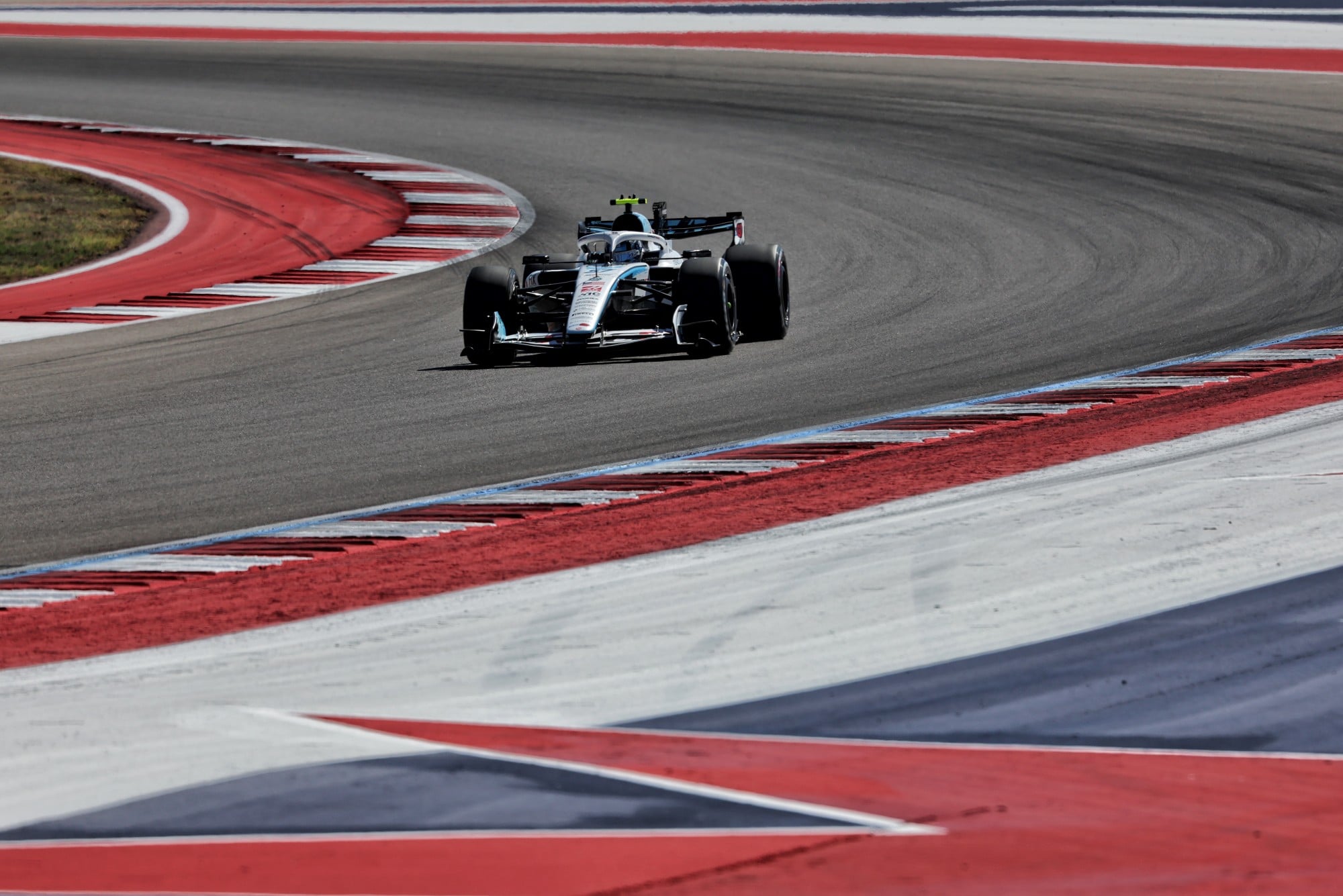 F1: Confira as imagens desta sexta-feira da F1 nos Estados Unidos Oliver Bearman (GBR) Haas F1 Team VF-26.