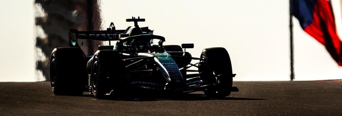 F1: Stroll larga dos boxes após mudanças no carro em Austin F1: Stroll larga dos boxes após mudanças no carro em Austin
