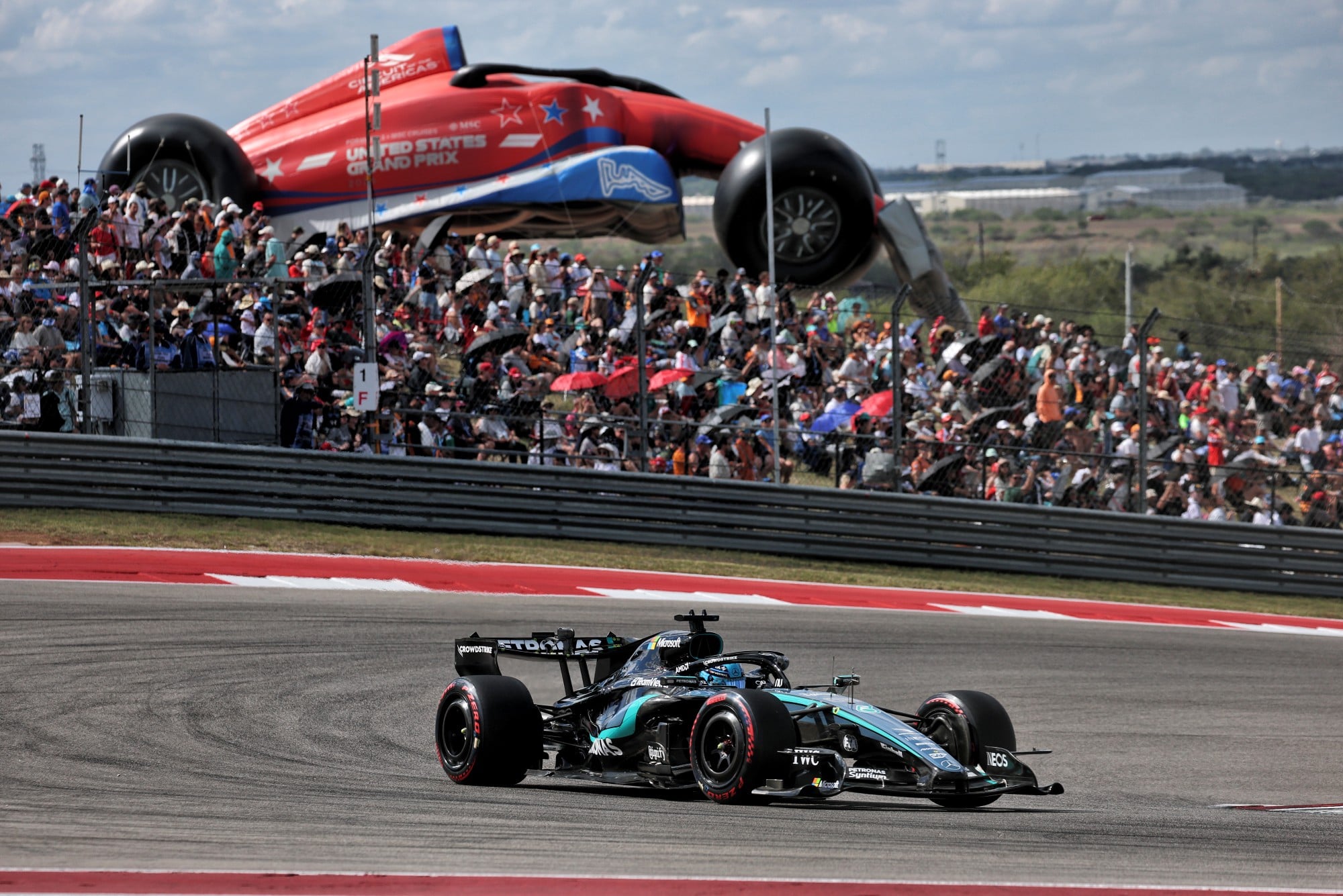 F1: Confira as imagens deste sábado do GP dos Estados Unidos 2026 George Russell (GBR) Mercedes AMG Formula One Team W17.