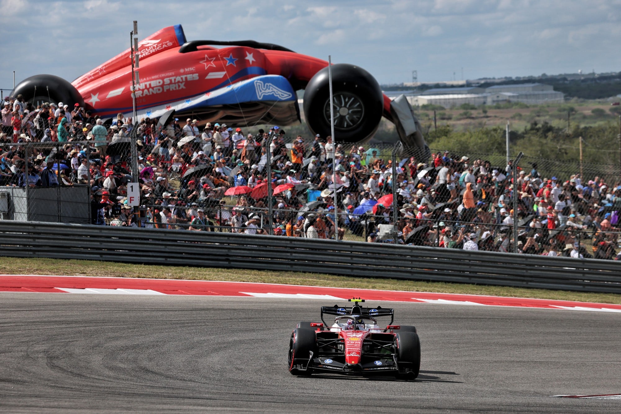 F1: Mario Andretti exalta volta por cima de "verdadeiro campeão" de Hamilton em 2026 Lewis Hamilton (GBR) Scuderia Ferrari SF-26.