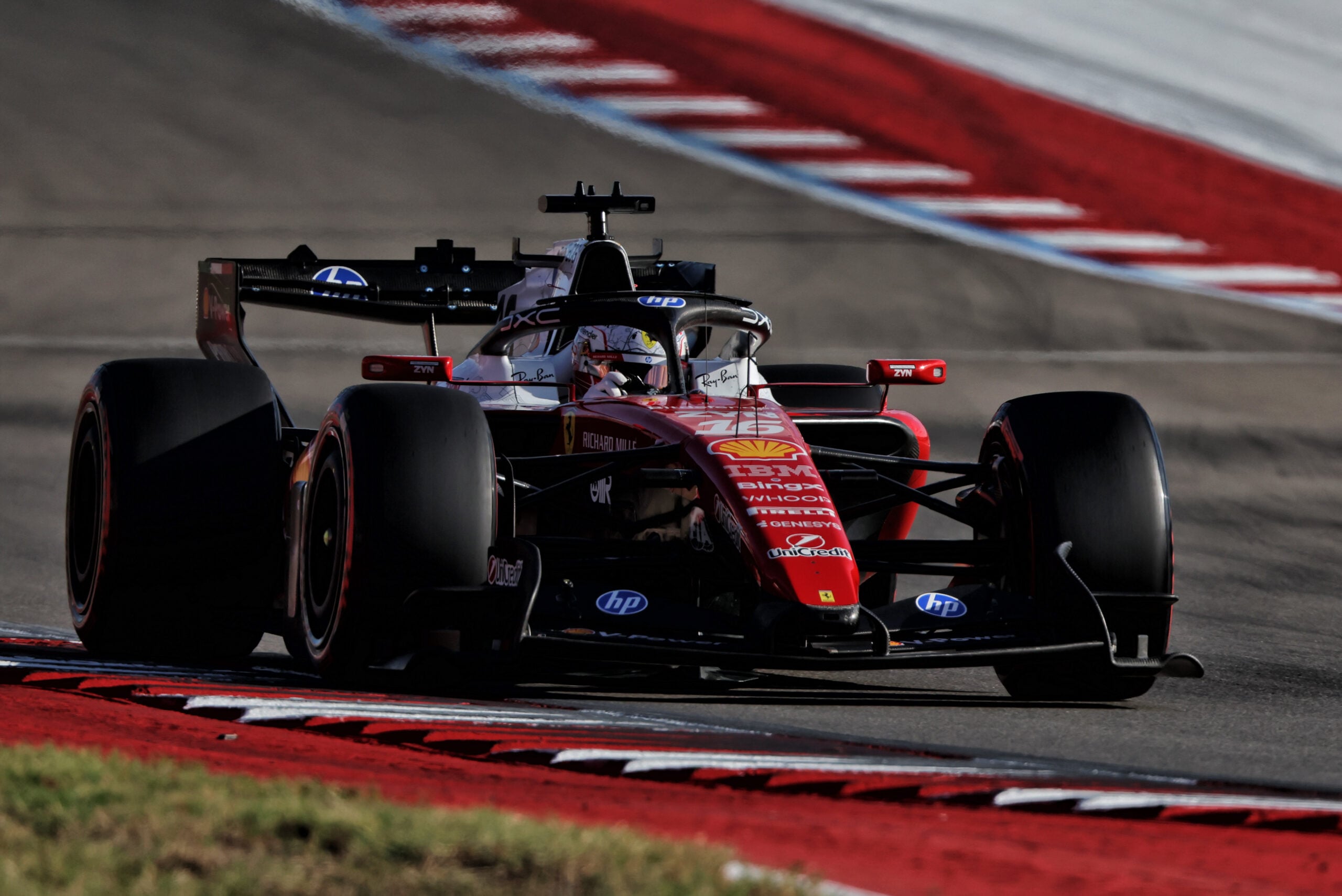 F1: Charles Leclerc admite que teria dificuldades para conter Max Verstappen em Austin