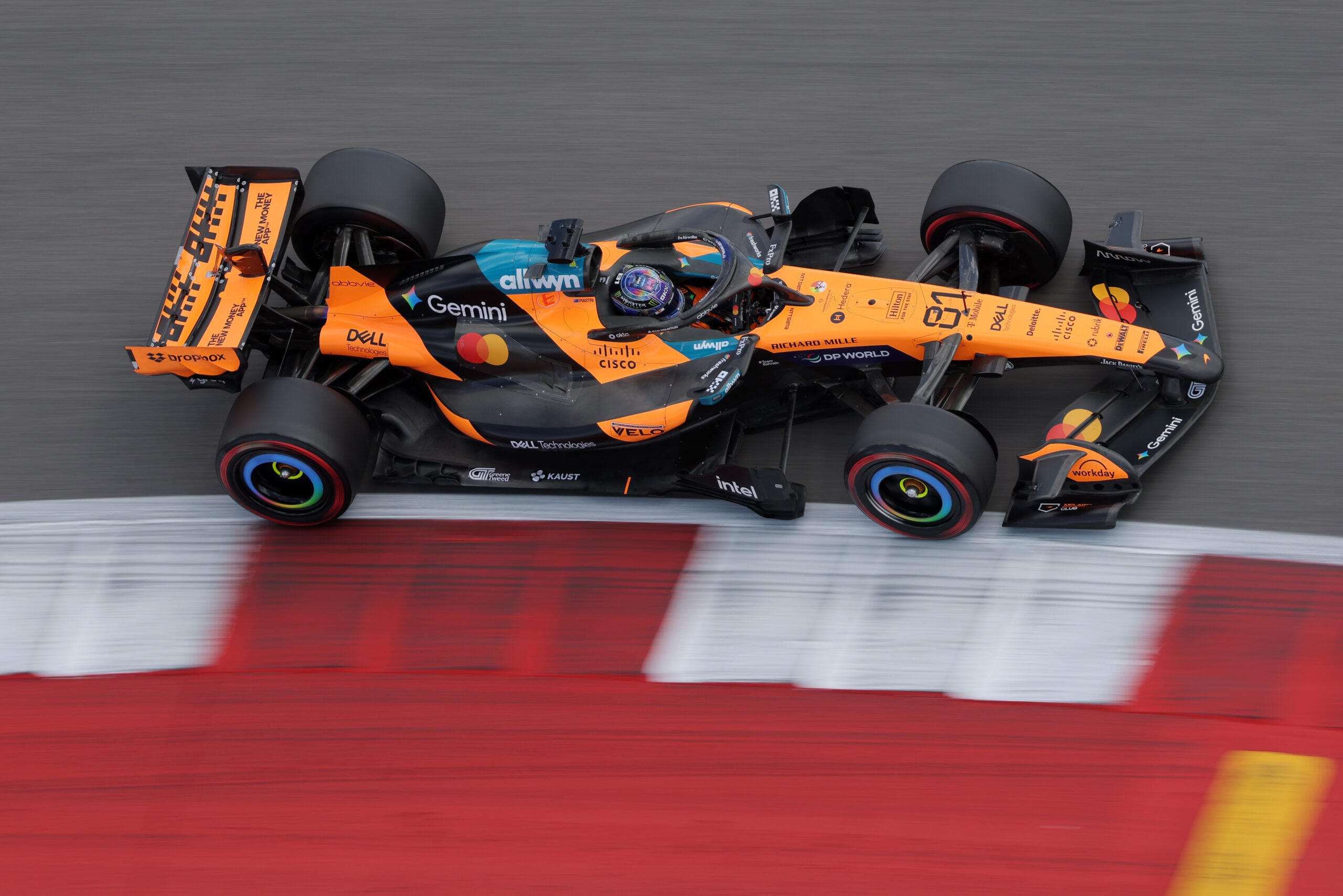 F1: Piastri diz que GP dos Estados Unidos foi como uma "tônica do ano" para McLaren Oscar Piastri (AUS) McLaren F1 Team MCL40.