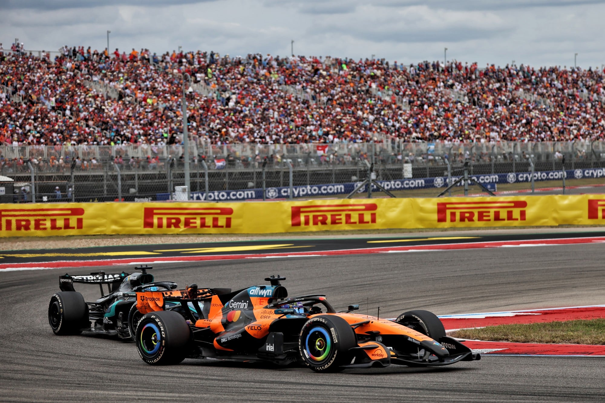 Oscar Piastri (AUS) McLaren F1 Team MCL40.