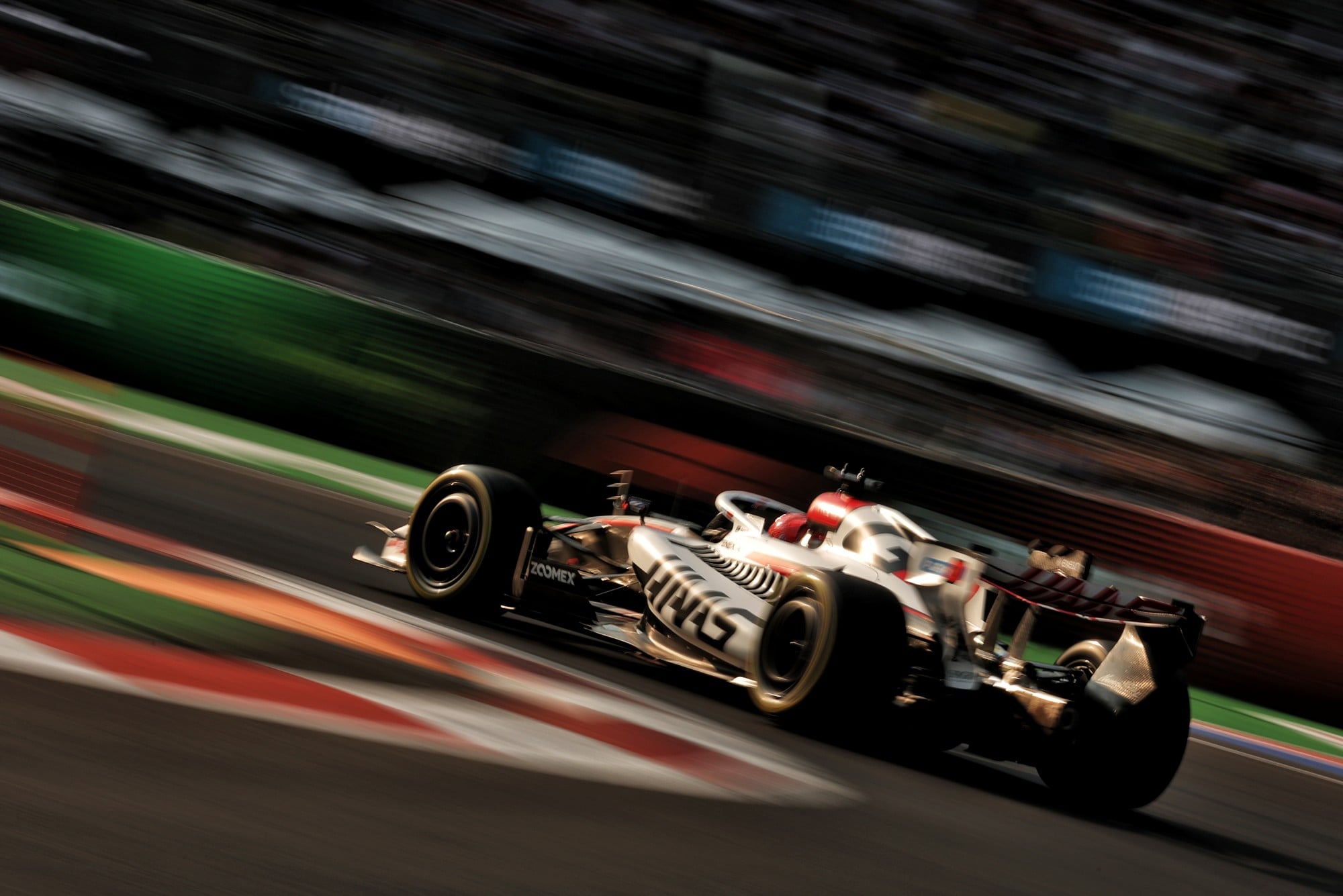 Esteban Ocon (FRA) Haas F1 Team VF-26.