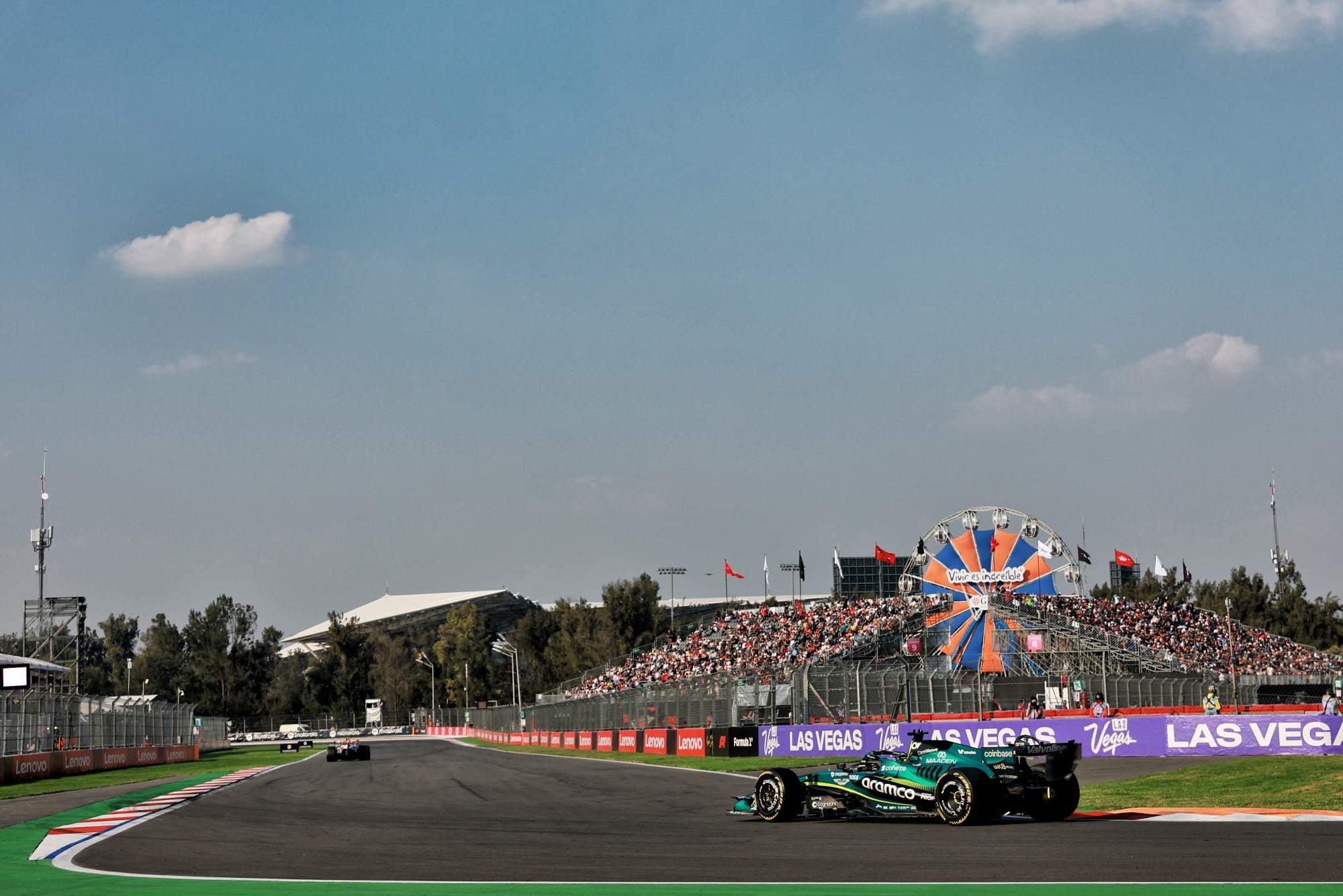 Lance Stroll (CDN) Aston Martin F1 Team AMR26.