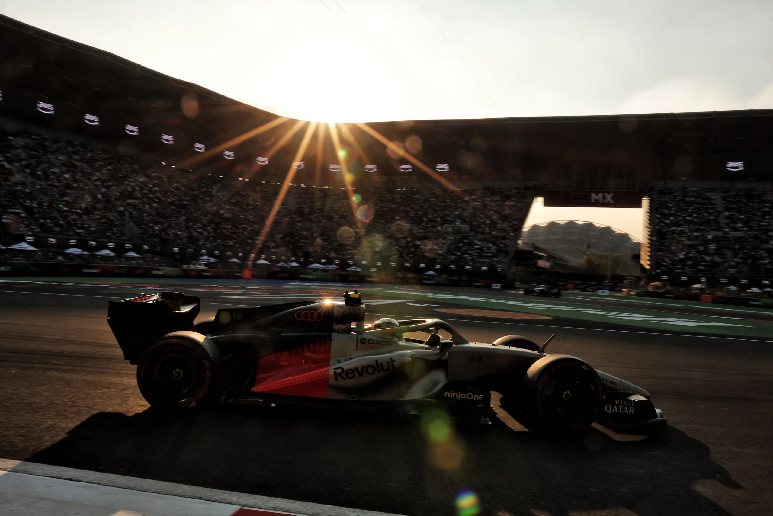 Gabriel Bortoleto (BRA) Audi F1 Team R26.