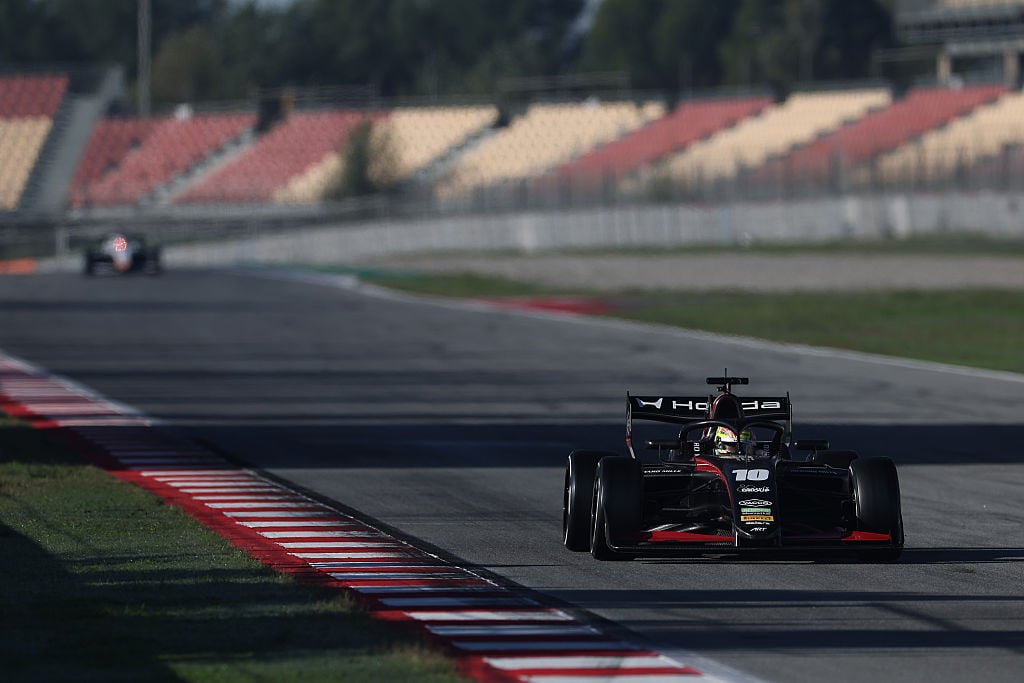F3: Taito Kato lidera último dia de testes de pós-temporada em Barcelona Taito Kato