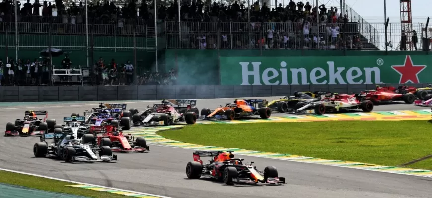 Largada - GP do Brasil F1 2019