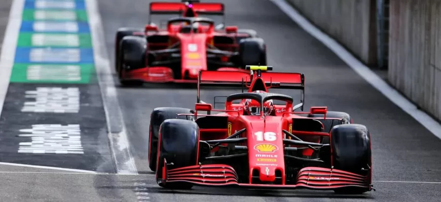Charles Leclerc e Sebastian Vettel (Ferrari) GP da Bélgica F1 2020