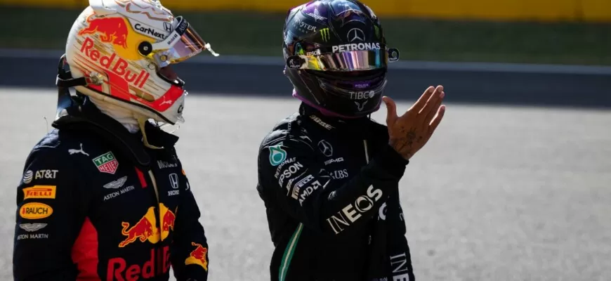 Mídia holandesa faz comparação entre Hamilton e Verstappen