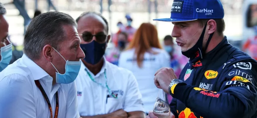 Jos Verstappen sobre Hamilton: “Eu o respeito como piloto, mas fora isso, nada”