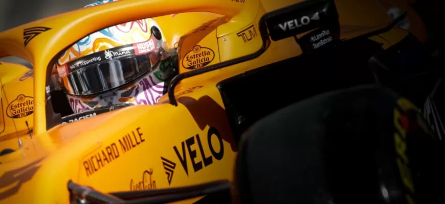 Carlos Sainz Jr (McLaren) GP de Eifel F1 2020 Nurburgring