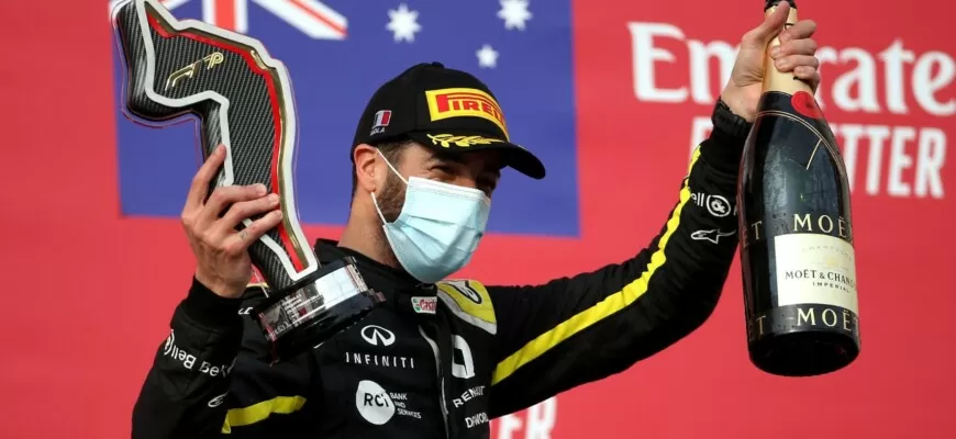Ricciardo revela pressão interna por pódios durante tempo com a Renault