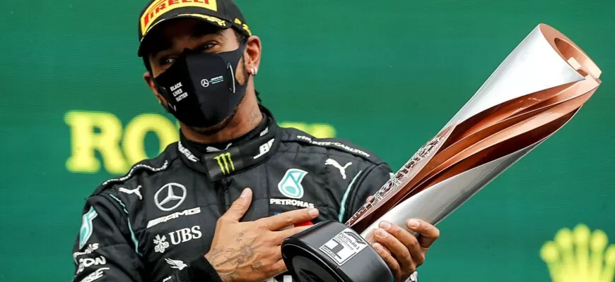Lewis Hamilton (Mercedes) GP da Turquia F1 2020 - Pódio