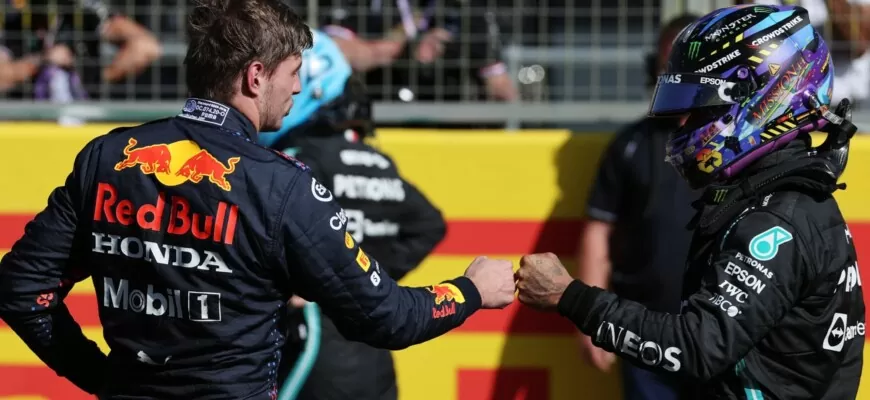 Max Verstappen e Lewis Hamilton - GP da Inglaterra F1 2021