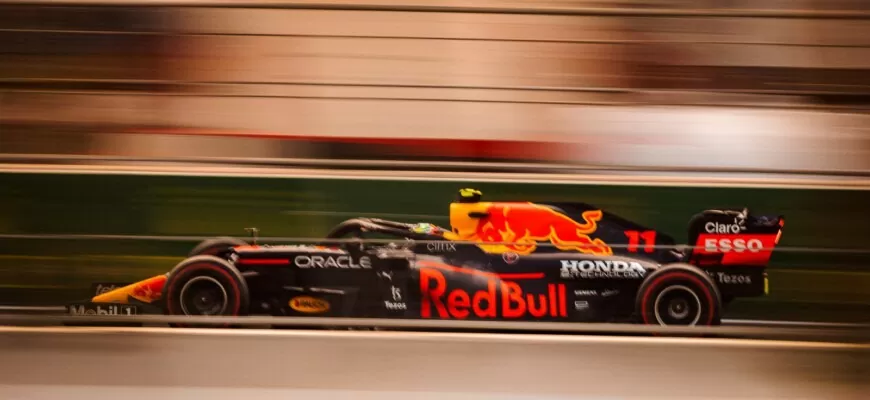 Sergio Perez, Red Bull RB16B, GP da Arábia Saudita, Jeddah, F1 2021