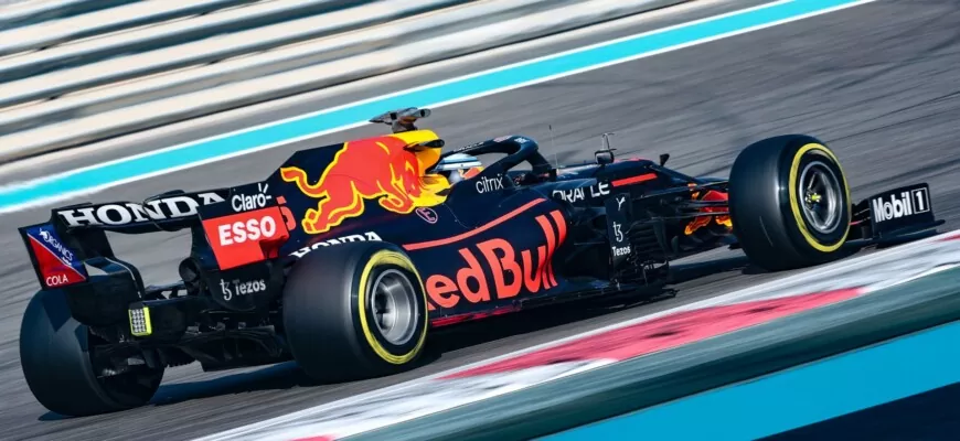 Jüri Vips, Red Bull, Testes Abu Dhabi, F1 2021
