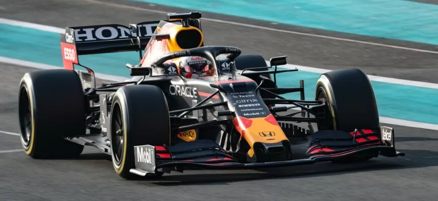 Max Verstappen, Red Bull, Testes Abu Dhabi, F1 2021