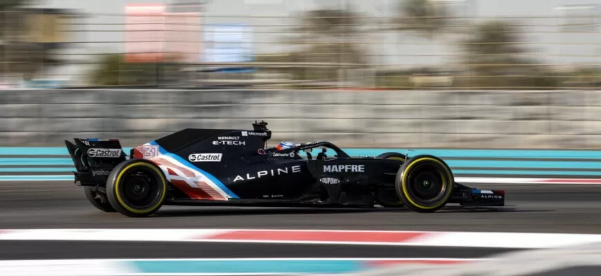 Esteban Ocon, Alpine, Testes Abu Dhabi, F1 2021