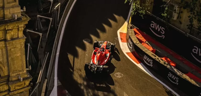 F1: Leclerc supera Verstappen e é pole no GP do Azerbaijão