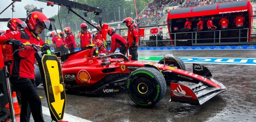 F1: Sainz é mais rápido em chuvoso treino livre único do GP da Bélgica