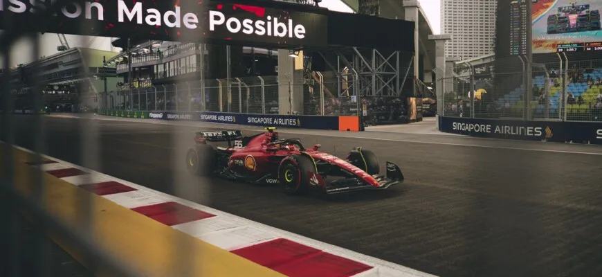 F1: Sainz encaixa volta certeira e lidera terceiro treino livre do GP de Singapura