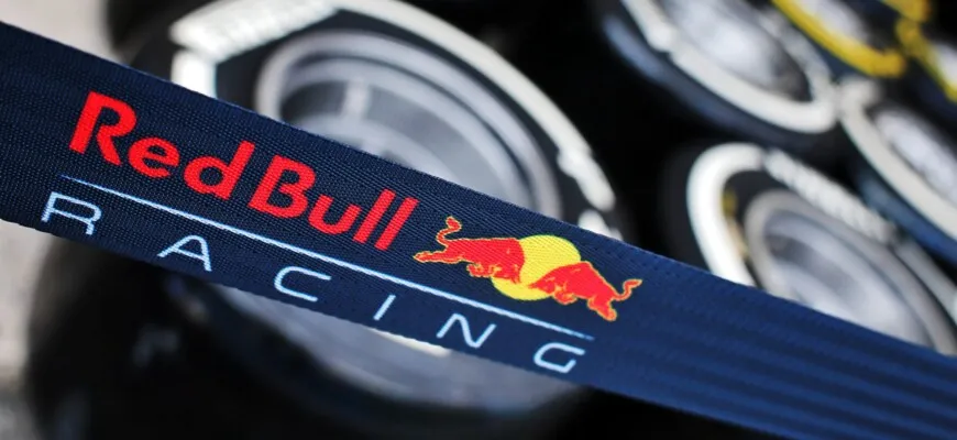 F1: Ex-piloto critica Red Bull por limitar carreiras