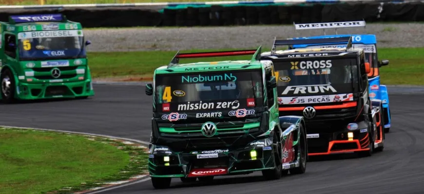 Felipe Giaffone garante 2 pódios em Goiânia e mantém liderança da Copa Truck